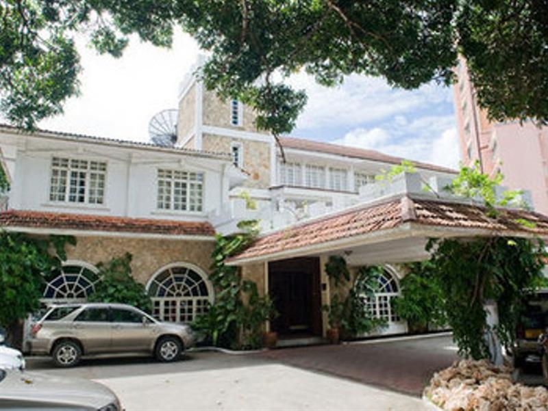 Protea Hotel By Marriott Dar Es Salaam Courtyard Exteriör bild
